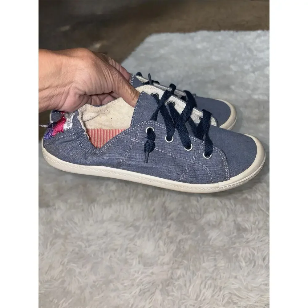 Time & Tru Women’s 6.5 Classic Blue Slip On Sneakers. Flexible, Comf, Cute